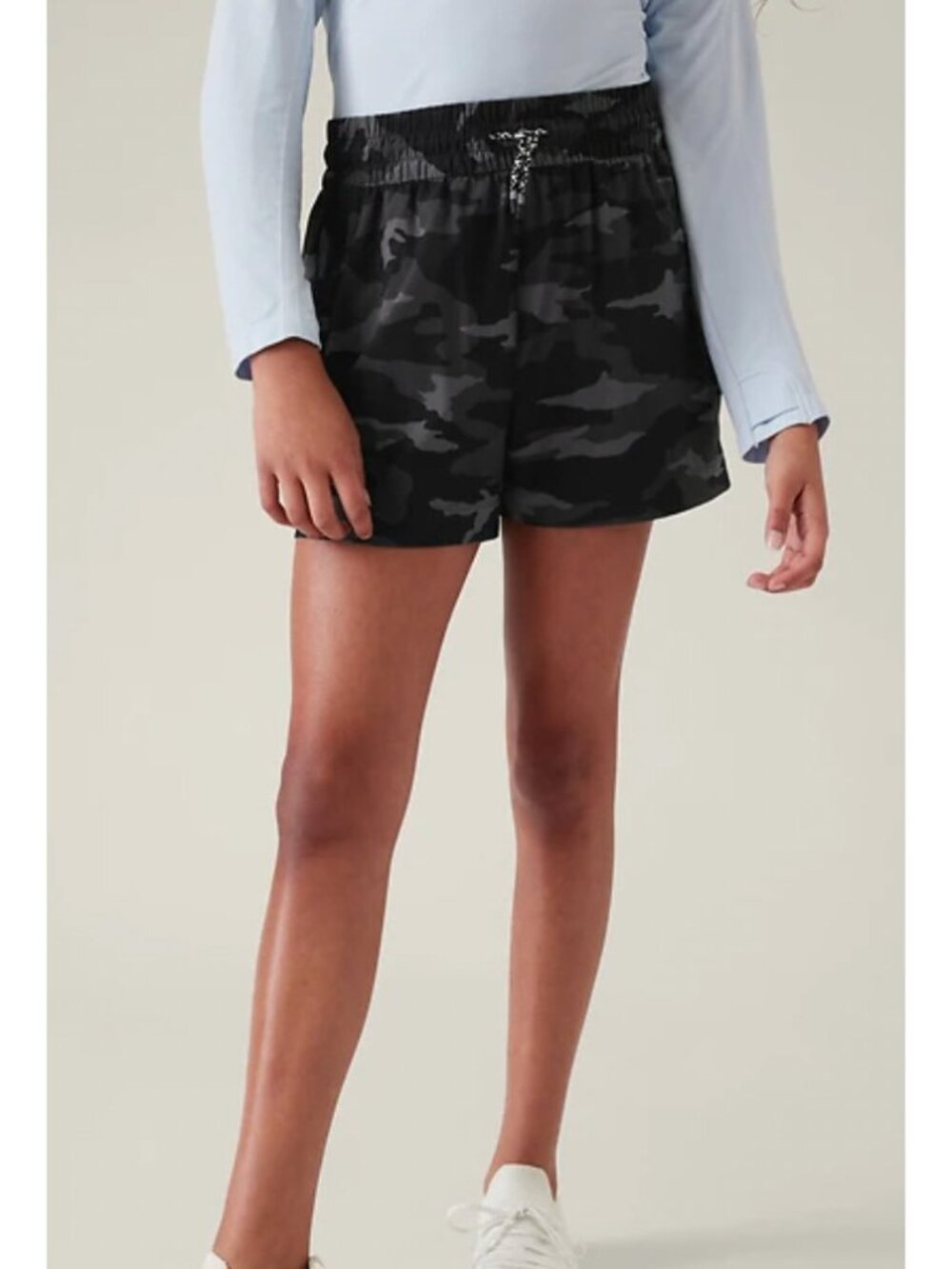 Athleta Girl M All Play Shorts Camo Drawstring 3" Inseam Size Medium 8-10
